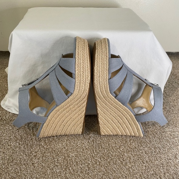 Michael Kors-Berkley Espadrille Platform Wedge-Size US 7.5M-NEW - Picture 10 of 16